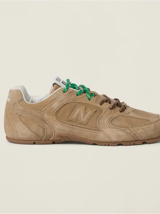 New Miu Miu x New Balance Ecru Sneakers size 9 - Picture 3 of 11